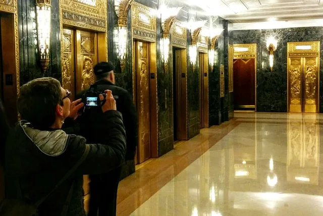 Chicago Architecture Walking Tour: Art Deco Interiors - Image 6