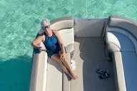 Destin Private Chartered Pontoon Boat thumbnail 5