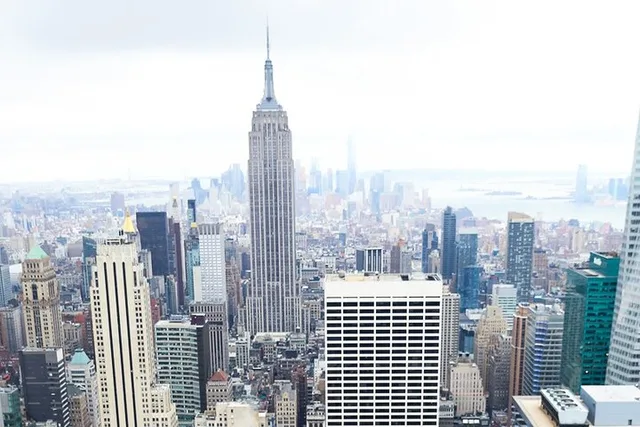 New York Walking Tour and Top of the Rock - Image 4