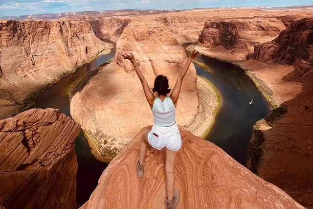Page Canyon and Horseshoe Bend Tour - Image 2