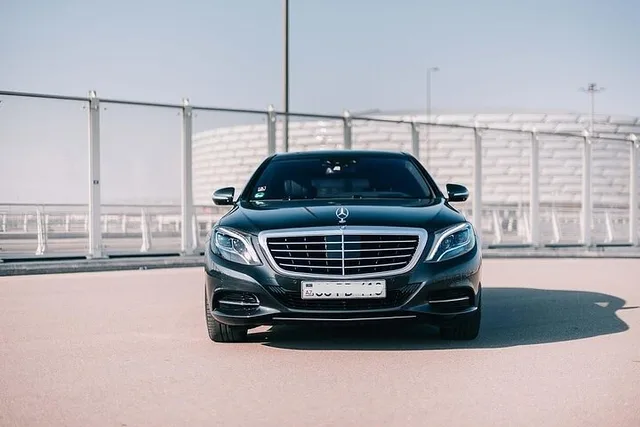 Oakland Private Airport Transfer by Sedan - Image 1