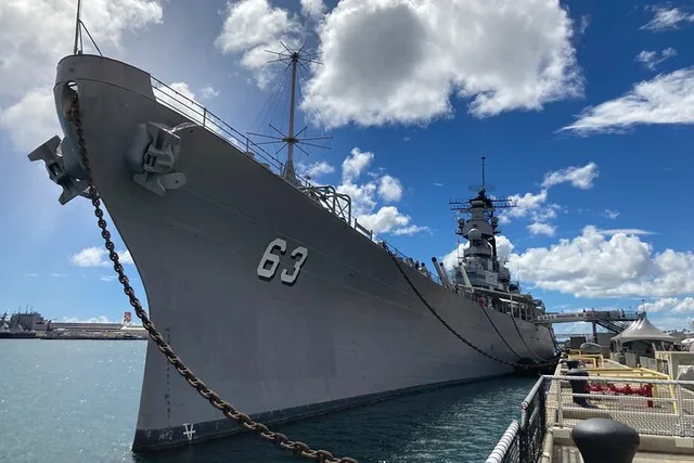 Honolulu USS Arizona Memorial and Mighty MO Tour - Image 5