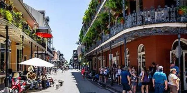 New Orleans French Quarter Walking Tour - Image 2