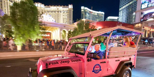 Las Vegas City Tour with High Roller - Image 1
