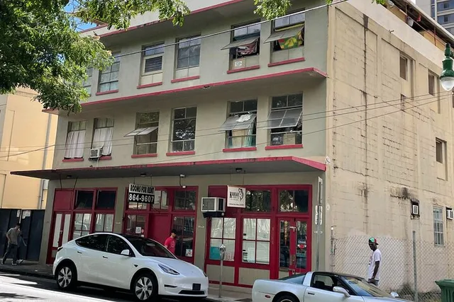 Honolulu Historical Tour in Red Light District 90 min - Image 5
