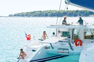 Kona Catamaran Snorkel & Sail 4 hr thumbnail 5