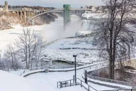 Niagara Falls Winter Wonder Tour thumbnail 2