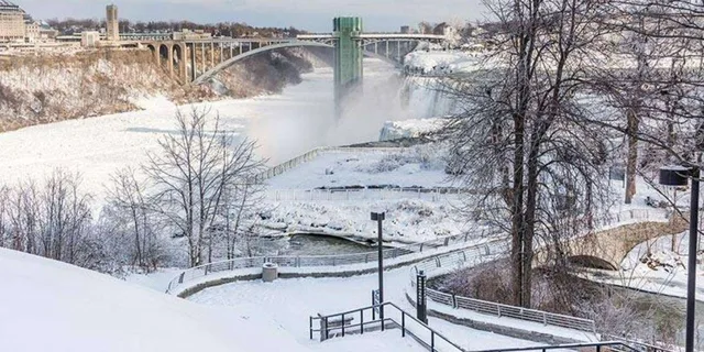 Niagara Falls Winter Wonder Tour - Image 2
