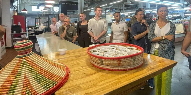 Atlanta Historic Market Food Tour and Biscuit Class 2 hr - Image 3