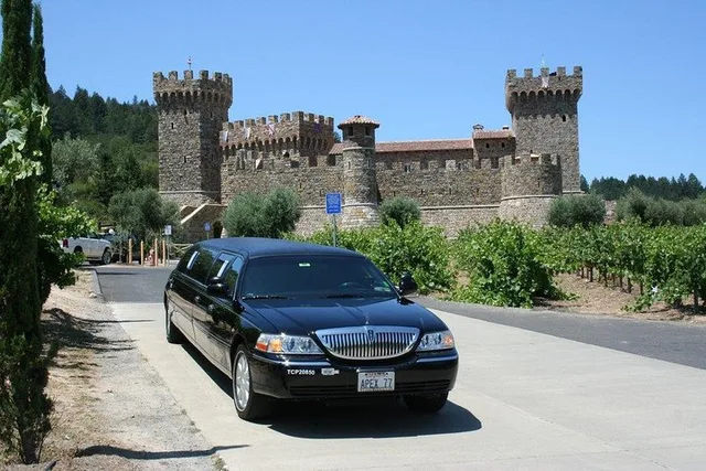 Napa Wine Country Limousine Tour 6 hr - Image 1