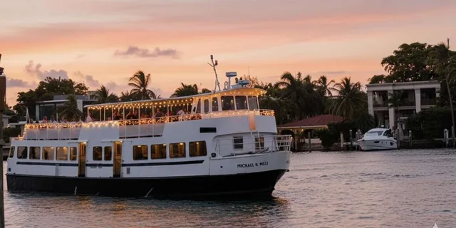 Miami Sunset Champagne Cruise - Image 6