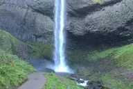 Portland Columbia River Gorge and Mt Hood Tour thumbnail 3