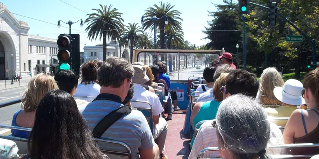 San Francisco City Bus Tour and Bay Cruise - Image 4