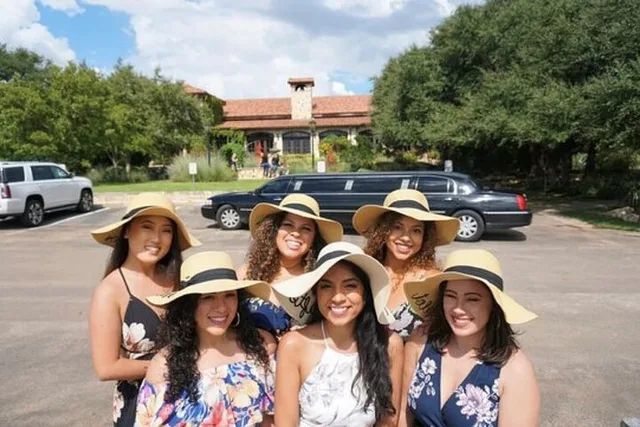 Austin Wine Tour by Limousine - Image 5