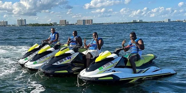 Miami Jetski Tour with Free Boat Ride - Image 4
