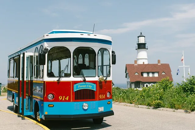 Portland Harbor Lighthouse Tour - Image 6