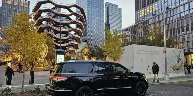 New York City SUV Transfer - Image 6