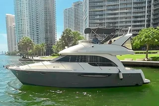 Miami Yacht Rental with Captain 4 hr