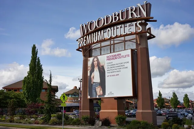 Portland Shopping Tour to Woodburn Outlets - Image 1