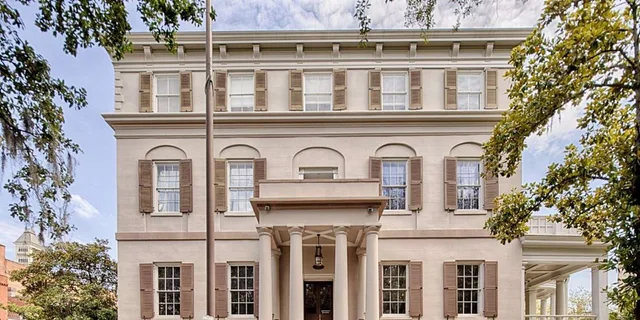 Savannah Juliette Gordon Low Birthplace Tour 2 hr - Image 1