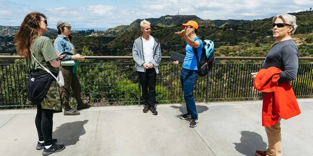 Los Angeles Hollywood Sign Hiking Tour - Image 3