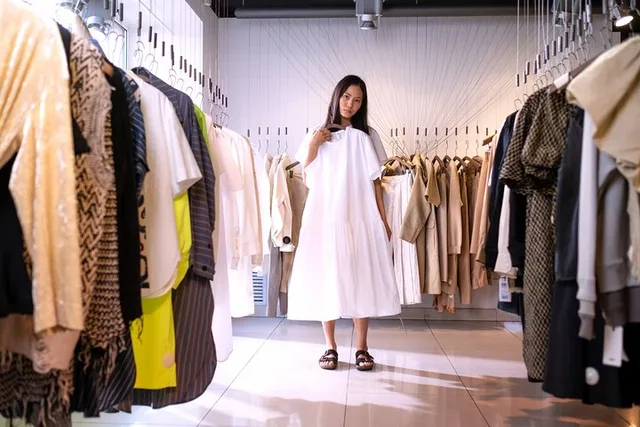 San Francisco Fashion Shopping Tour with Stylist - Image 4