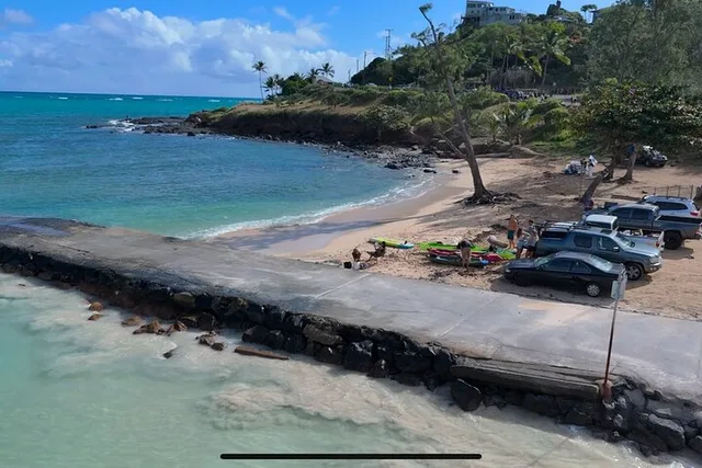 Oahu Island Kayaking Tour of The Mokes - Image 6