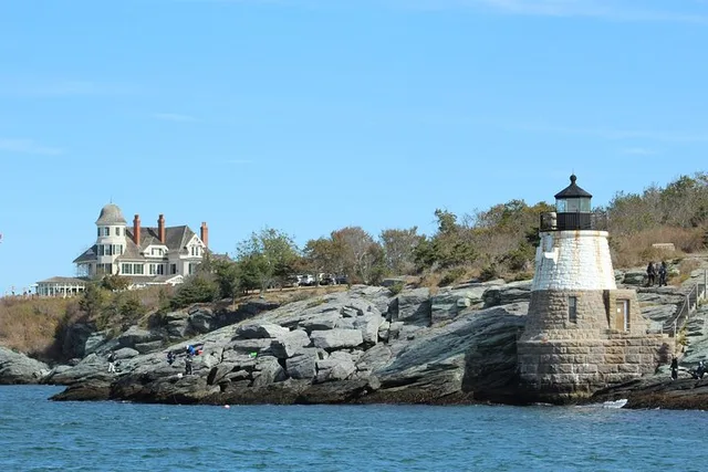 Newport Narragansett Bay Lighthouse Cruise 75 min - Image 6