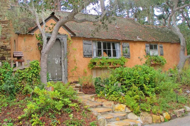 Carmel-by-the-Sea Self-Guided Walking Tour - Image 3