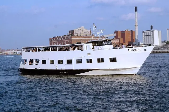 New York City Fireworks Watch Party Cruise - Image 1