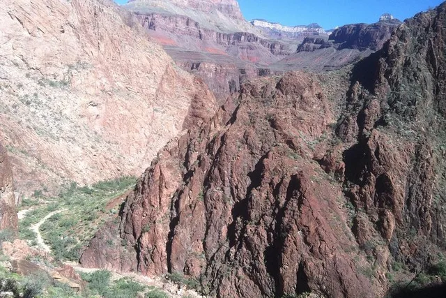 Grand Canyon Rim to Rim Hike - Image 5
