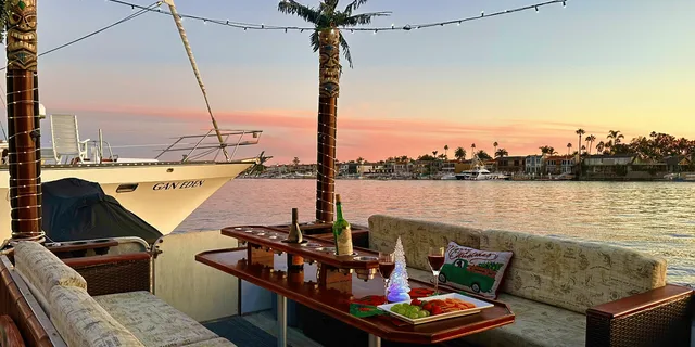 Newport Beach Tiki Boat Cruise - Image 6