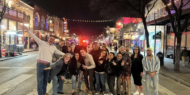 Austin Downtown Live Music Pub Crawl - Image 1