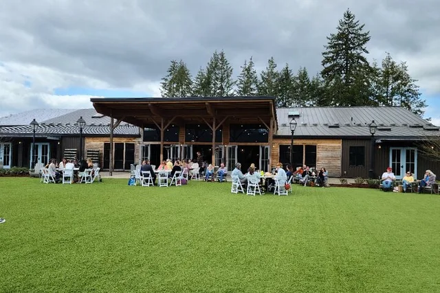 Willamette Valley Wine Tour with Lunch - Image 6