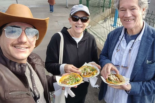San Diego Tijuana Taco Tour - Image 3
