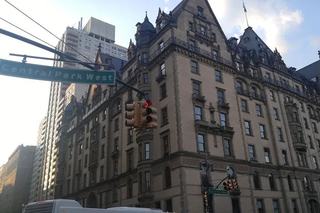 New York Central Park Scandal & Vice Walking Tour 2 hr - Image 4
