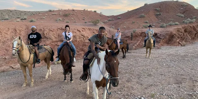 Las Vegas Horseback Riding with Breakfast 2 hr - Image 4