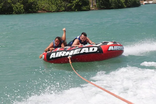 Hawaii Banana Boat and Bumper Tube Ride 45 Min - Image 2