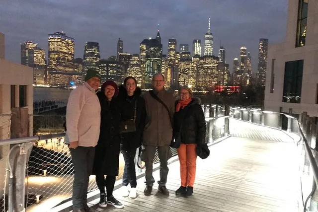 Brooklyn Christmas Tour - Image 5