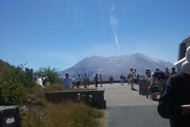 Mt St Helens Day Trip - Image 3
