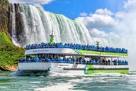 Niagara Falls Maid of the Mist and Cave of the Winds Tour thumbnail 3