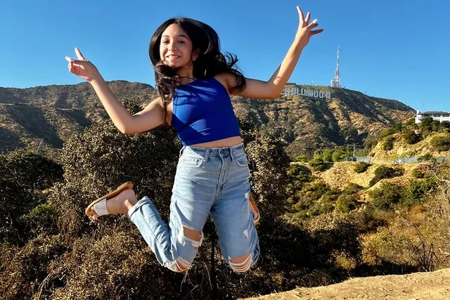 Los Angeles Open-Top Jeep Tour to Hollywood Sign - Image 4