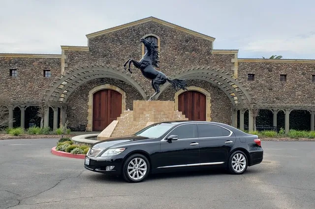 Napa Valley Wine Tour in a Luxury Vehicle 6 hr - Image 1