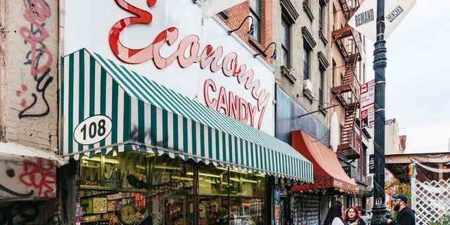 New York City Food Tour in Lower East Side, Chinatown, and Little Italy 3 hr - Image 3