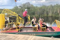 Miami Everglades Airboat Tour in French 4 hr thumbnail 4