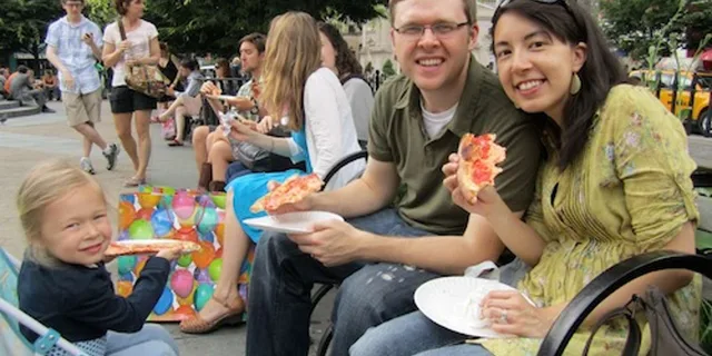 New York City Pizza Walking Tour - Image 4