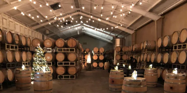 Santa Cruz Wine Tasting Experience 1 hr - Image 2
