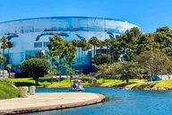 Long Beach Swan Boat Rental at Rainbow Lagoon thumbnail 3