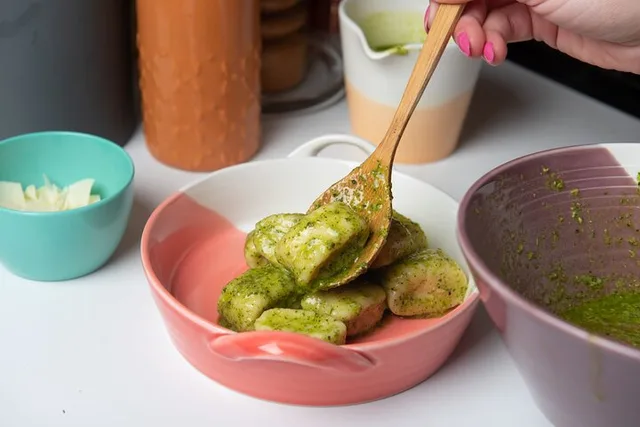 St Louis Cooking Class: Handmade Pesto Gnocchi - Image 4