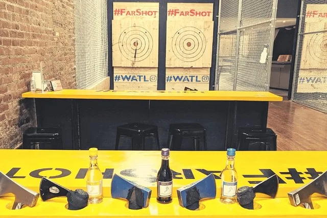 Albany Axe Throwing Experience 1 hr - Image 4